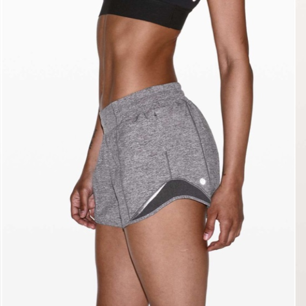 Lululemon hotty hot shorts heathered black size 12 tall 4” inseam